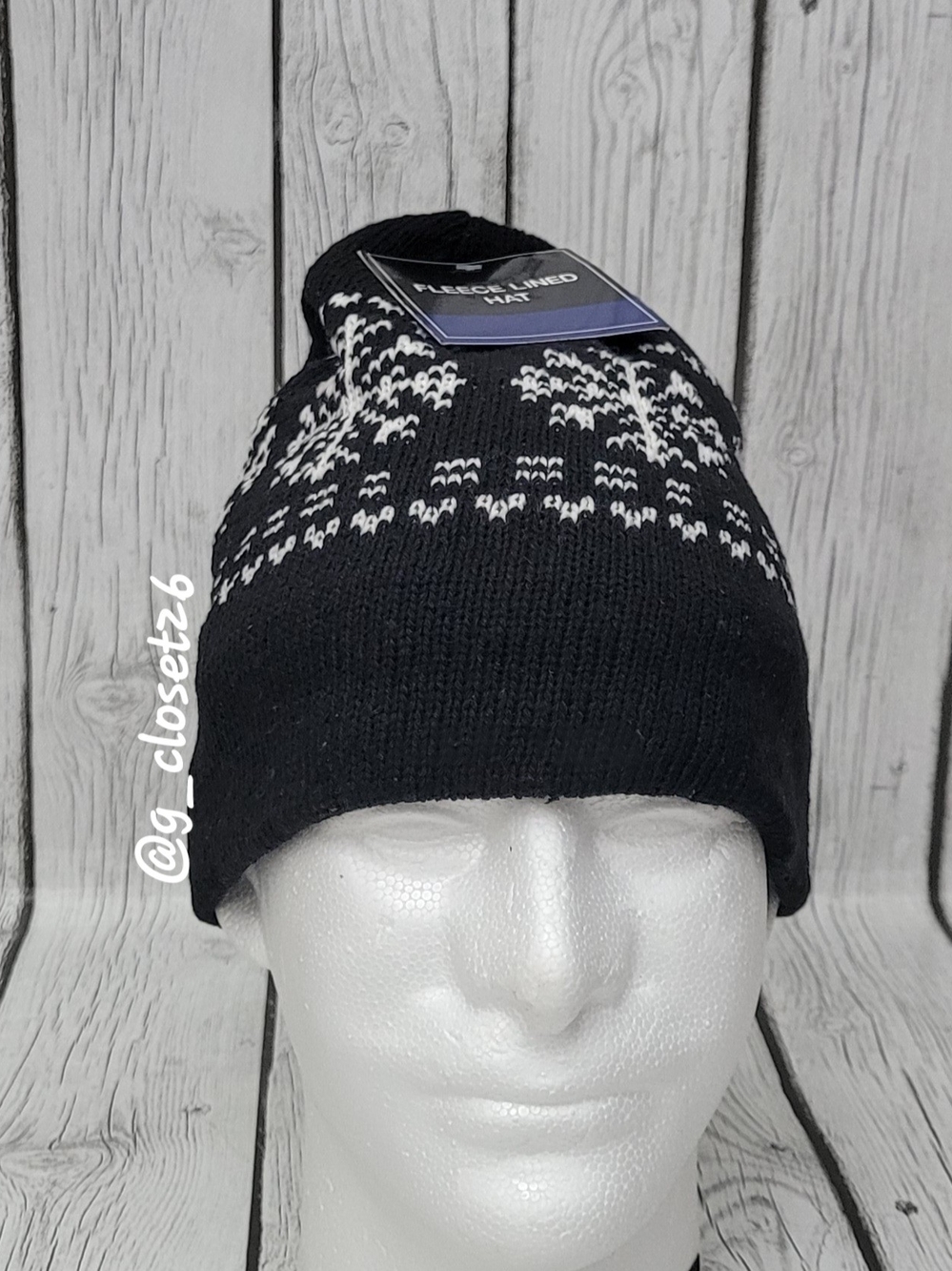 Fleece-Lined Knit Beanie - Black & White